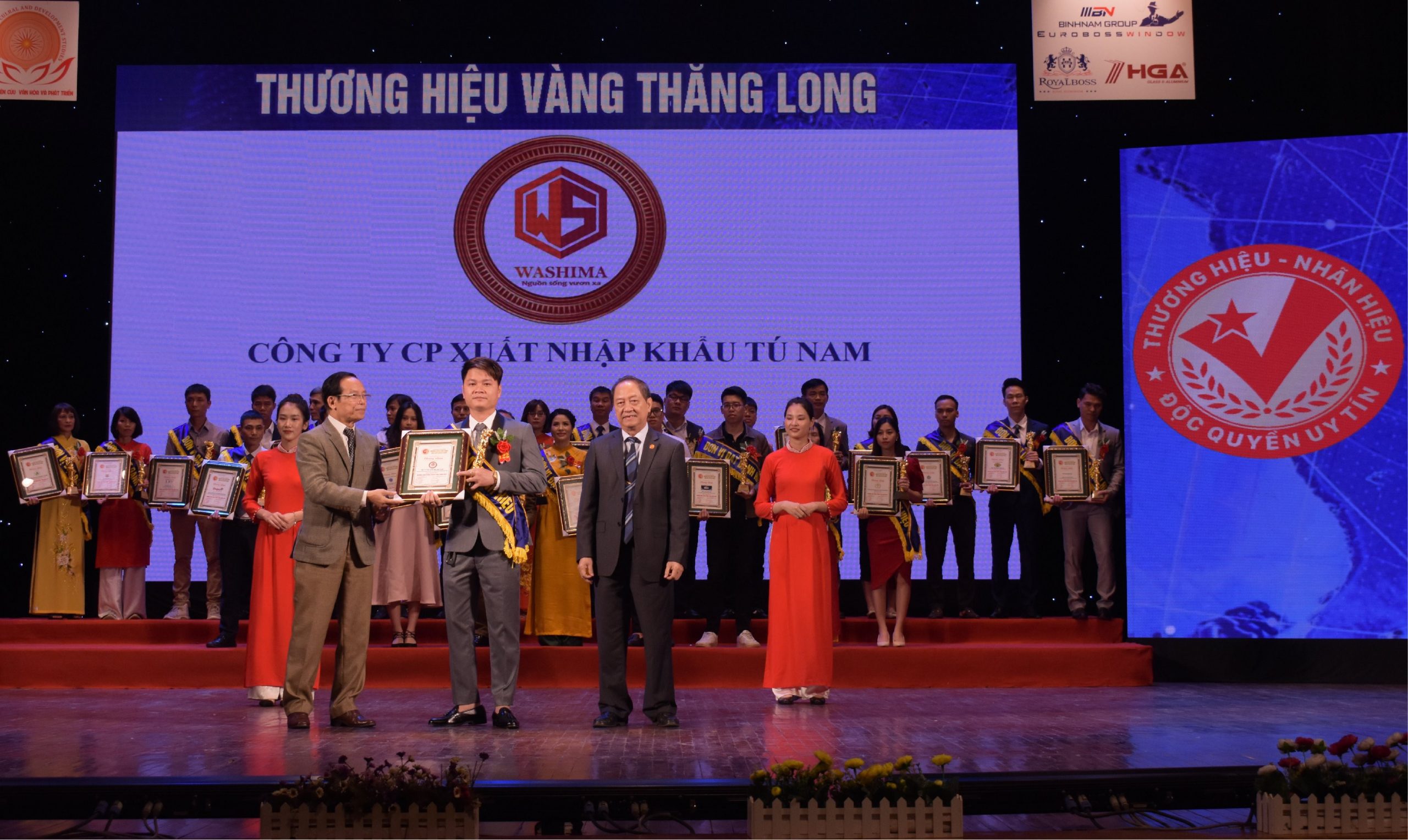 Ghế massage Washima nhận giải thưởng thương hiệu vàng Thăng Long 2020